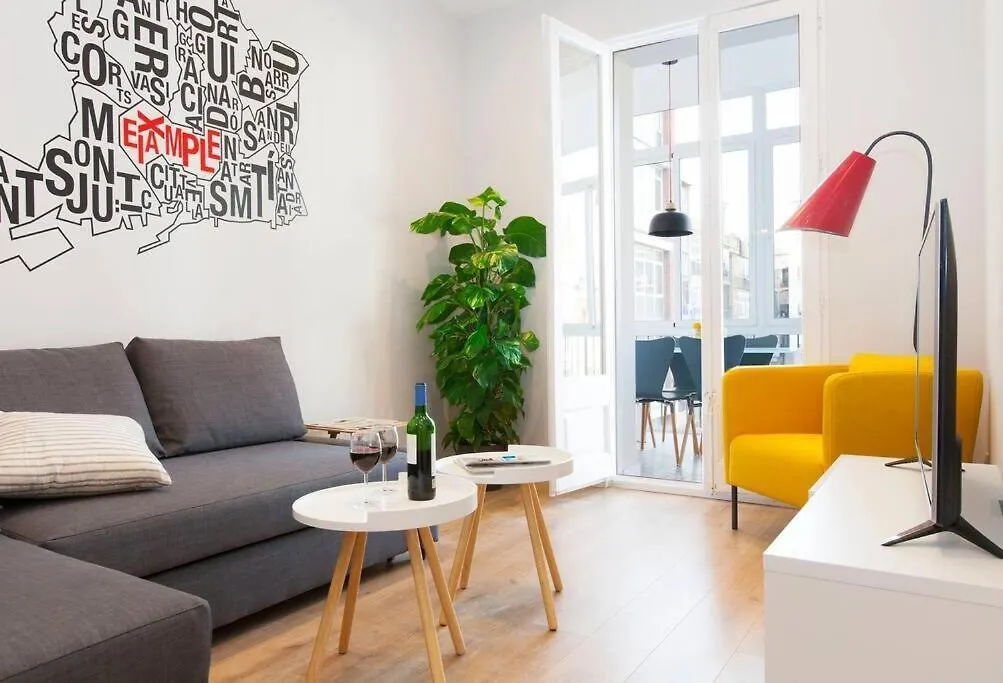 Perfectly Located 4Bed 4Bath Apartment In Barcelona 3 1