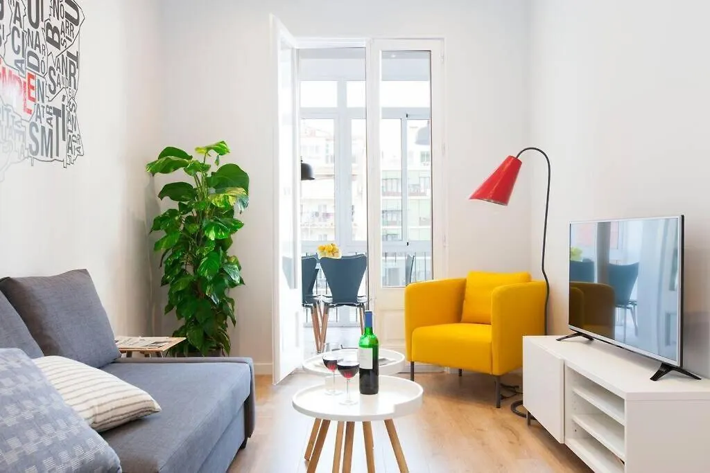 Perfectly Located 4Bed 4Bath Apartment In Barcelona 3 1 Španělsko